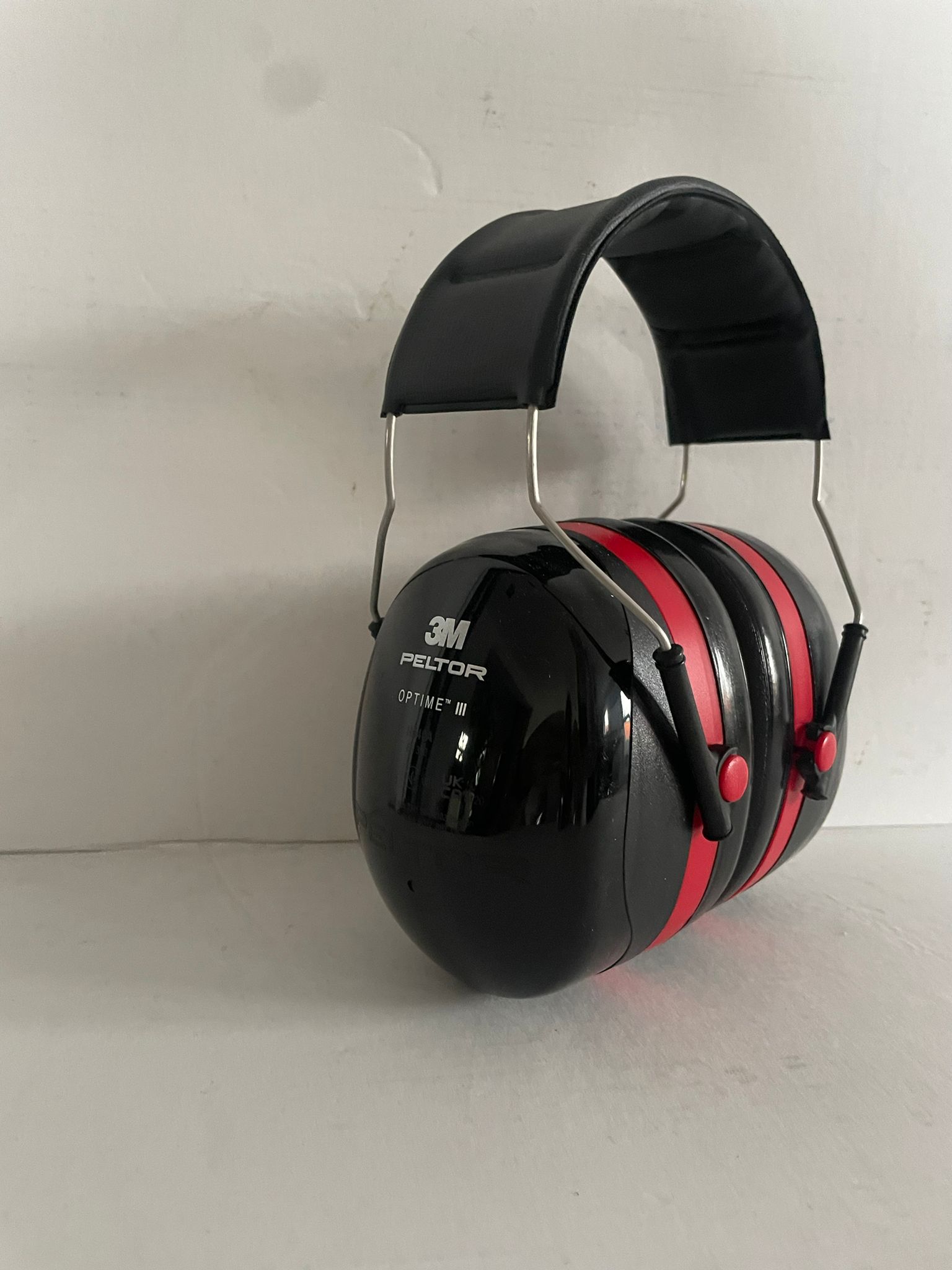 3M™ PELTOR™ Optime™ III Oorkappen met Hoofdband