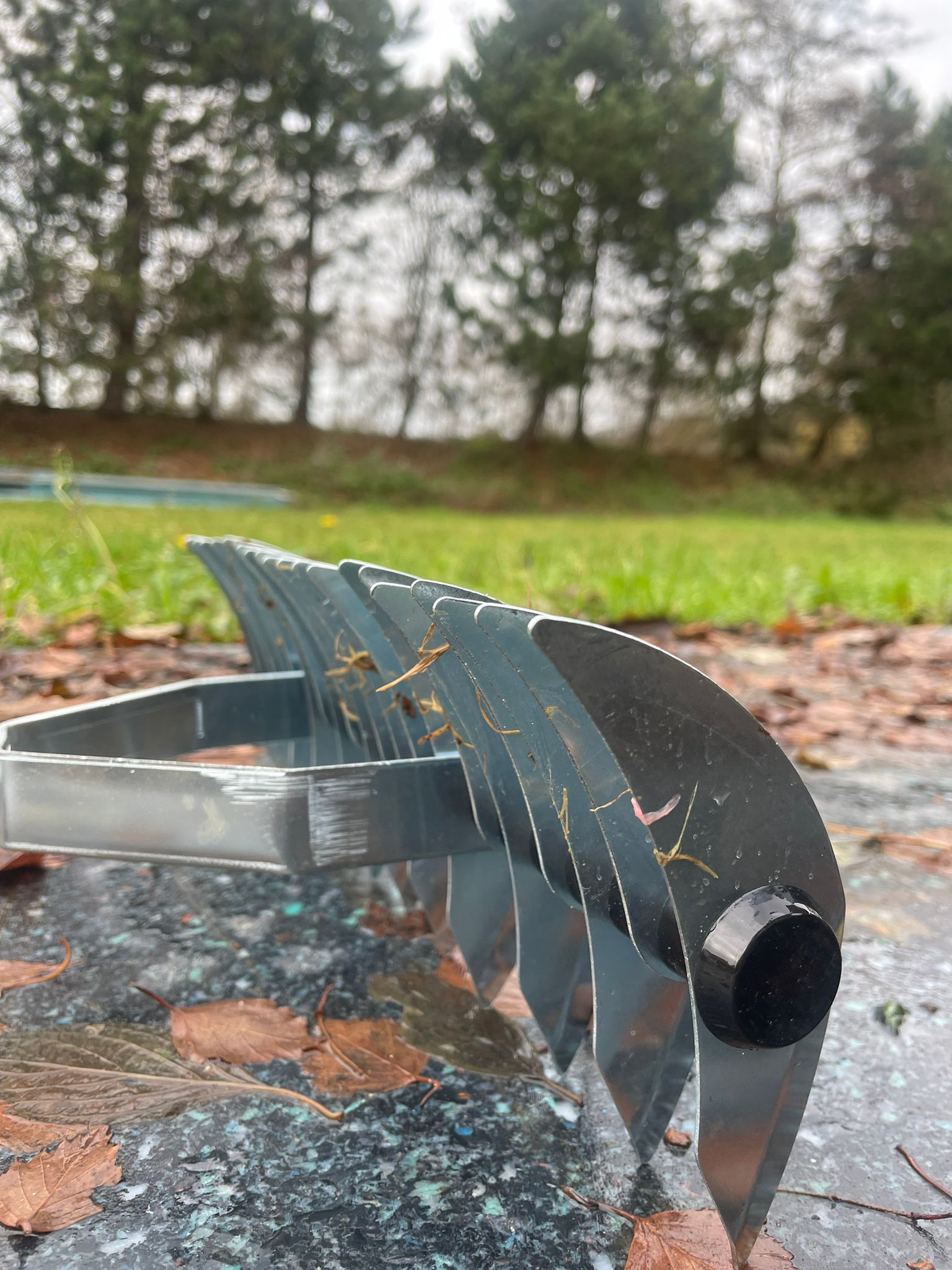 Atlas verticuteerhark verzinkt 36 cm