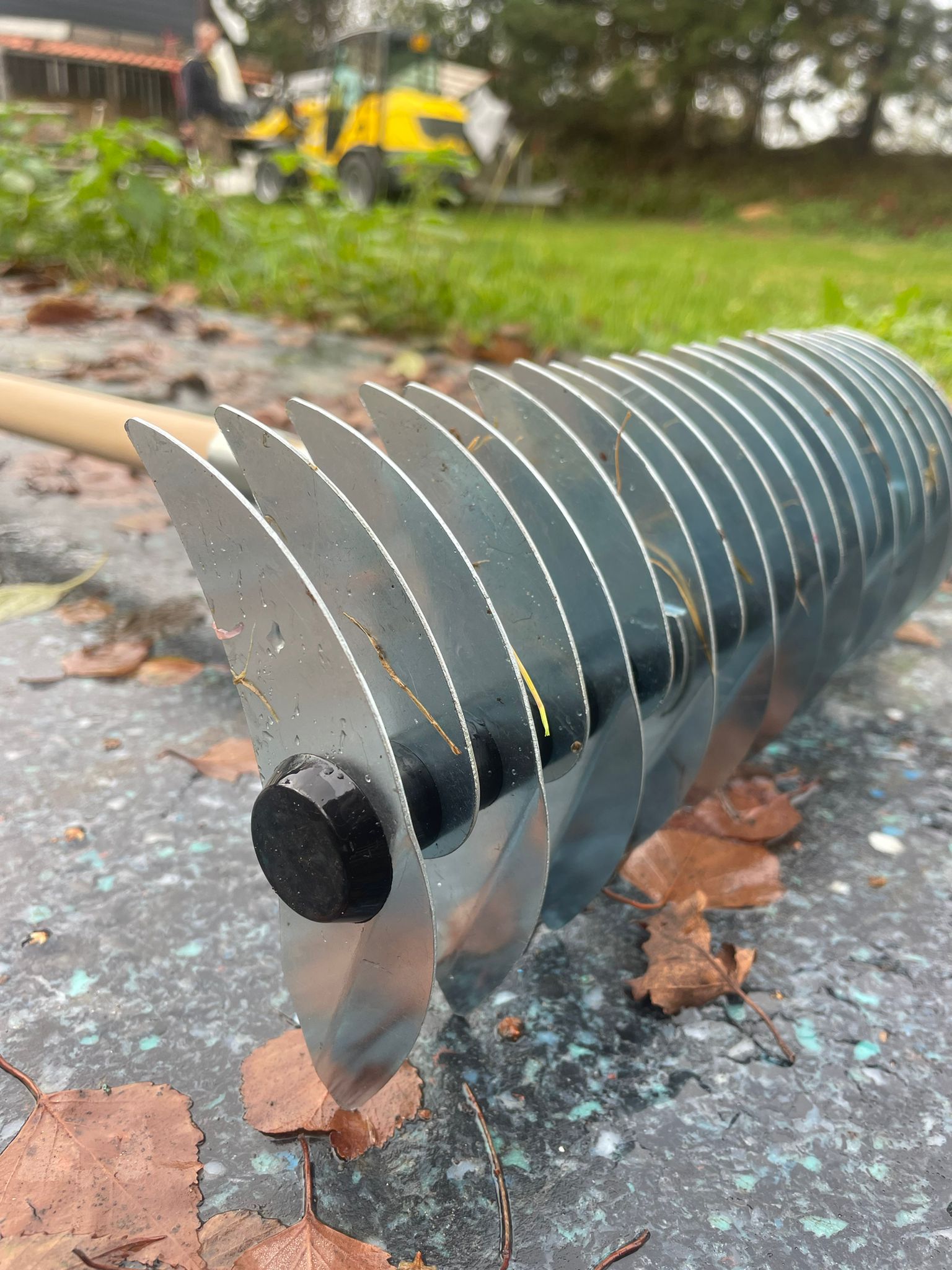 Atlas verticuteerhark verzinkt 36 cm