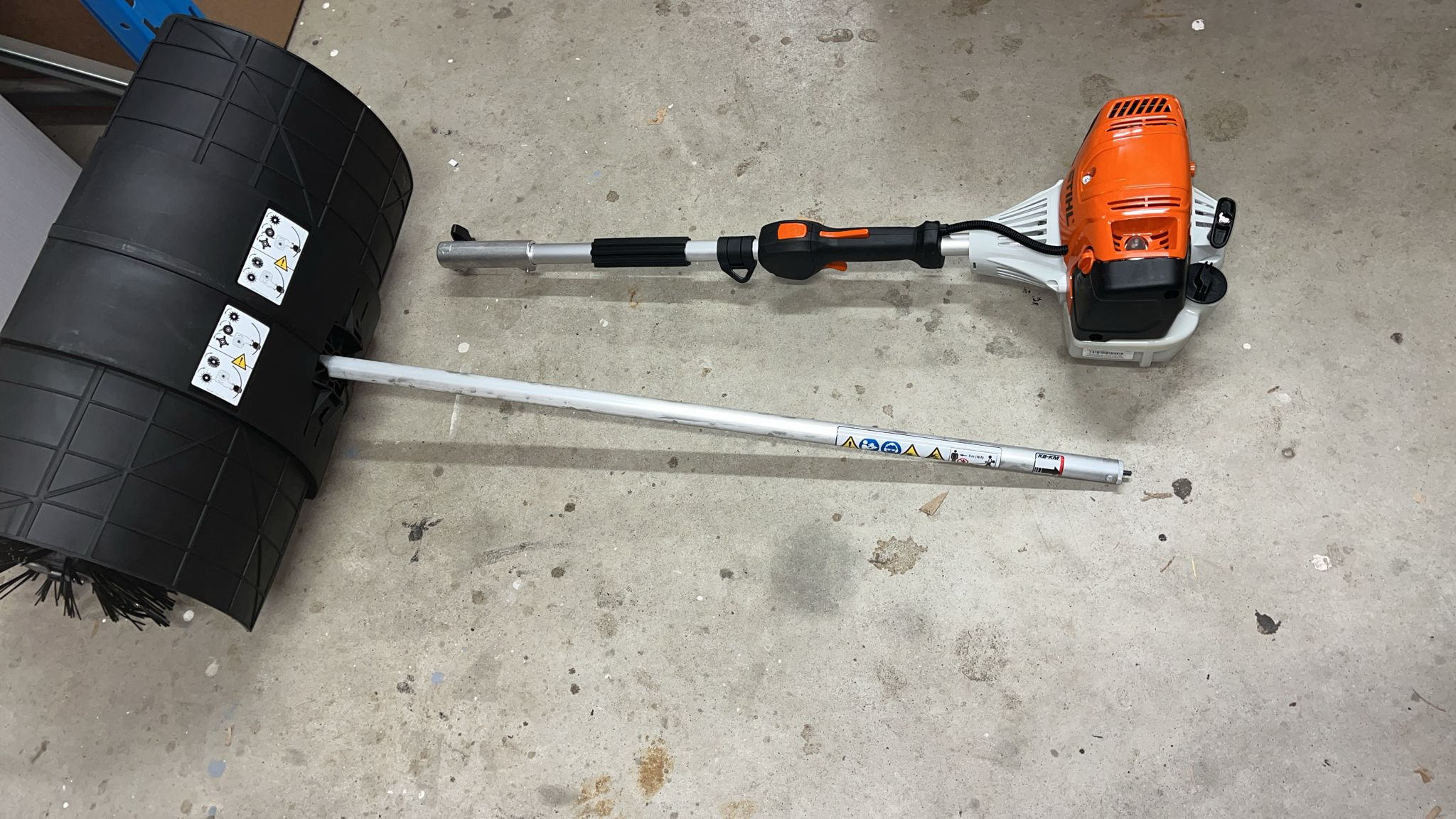 CombiSet STIHL KM 131 R + KB-KM Veegborstel
