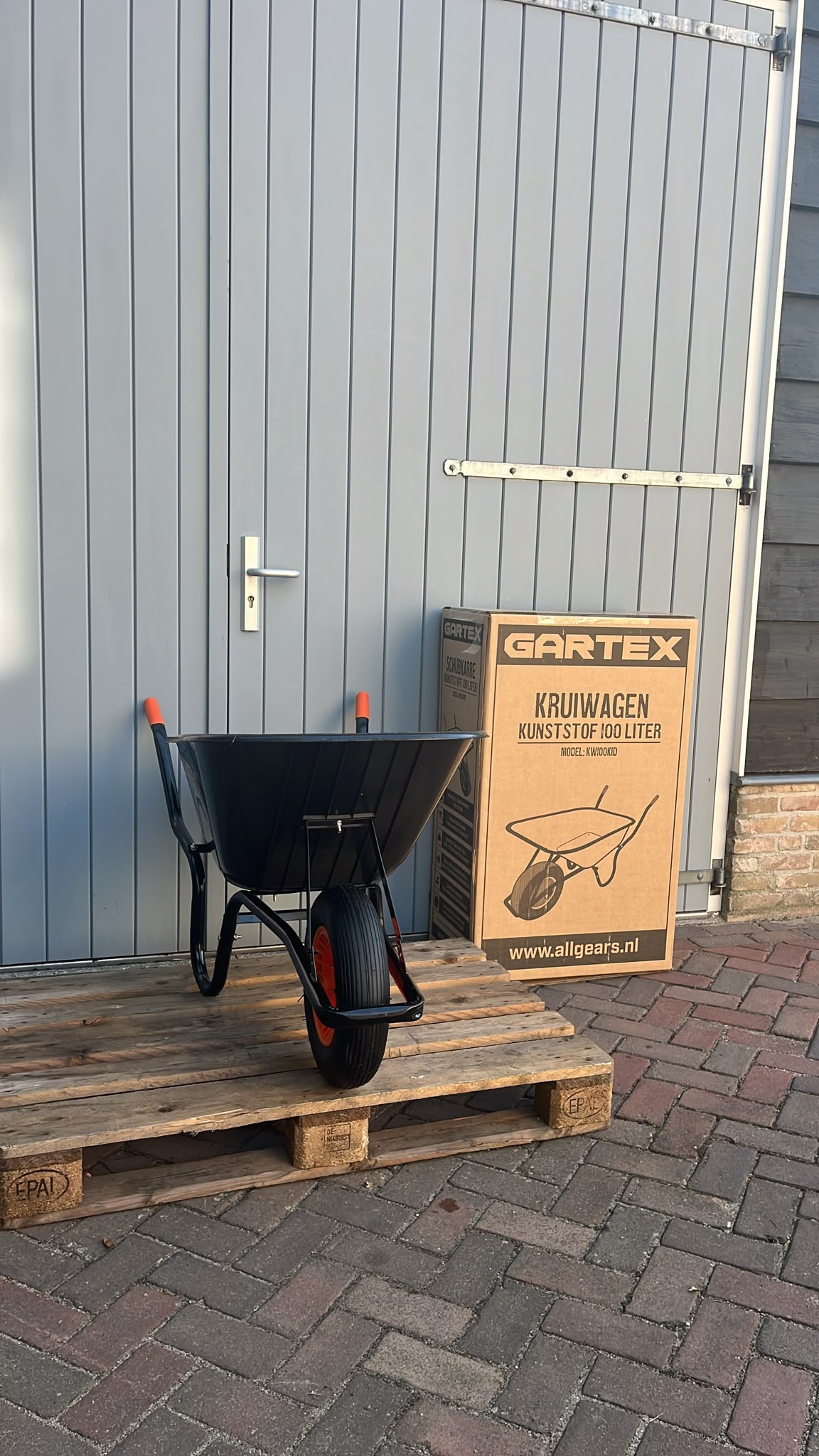 Kunststof Kruiwagen 100L – 160 kg – KW100KID