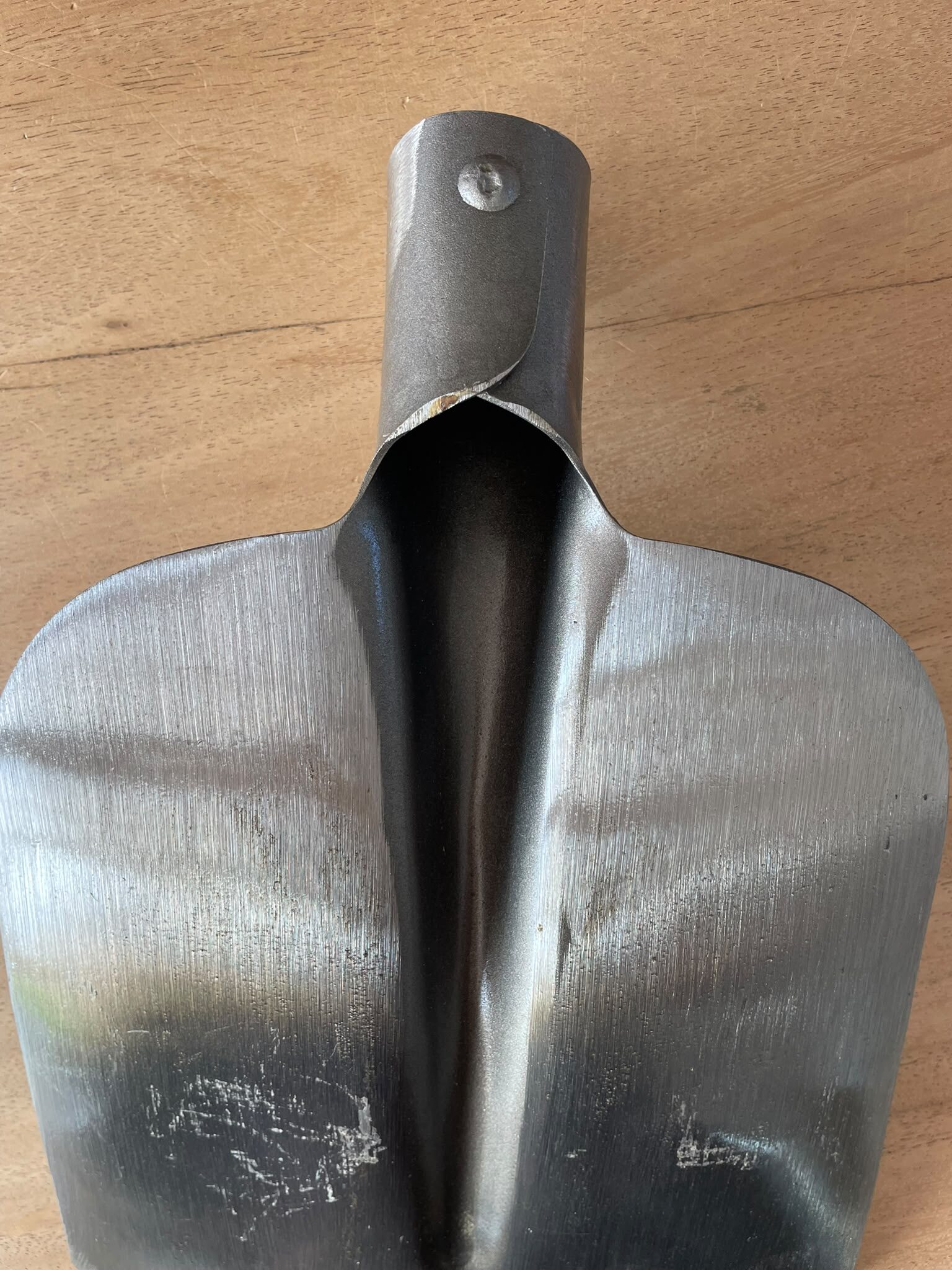 IDEAL Hallenser Randschaufel SILVER Gr. 7 – 340 x 325 mm – Zonder Steel